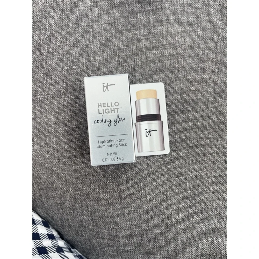 It Hello Light Cooling Glow Incandescent White Gold 0.17 oz New With Box